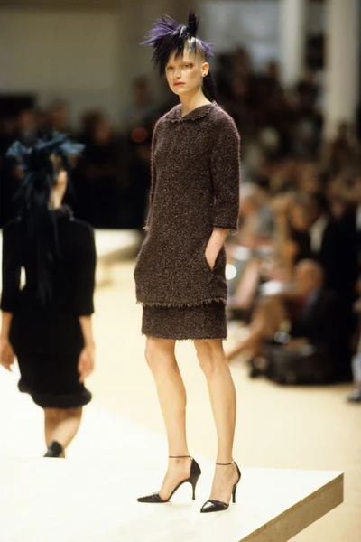 Look 5
